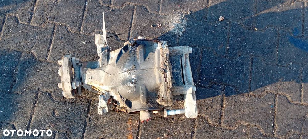 DYFERENCJAŁ TYŁ MERCEDES - BENZ S 320 L W221 - 1