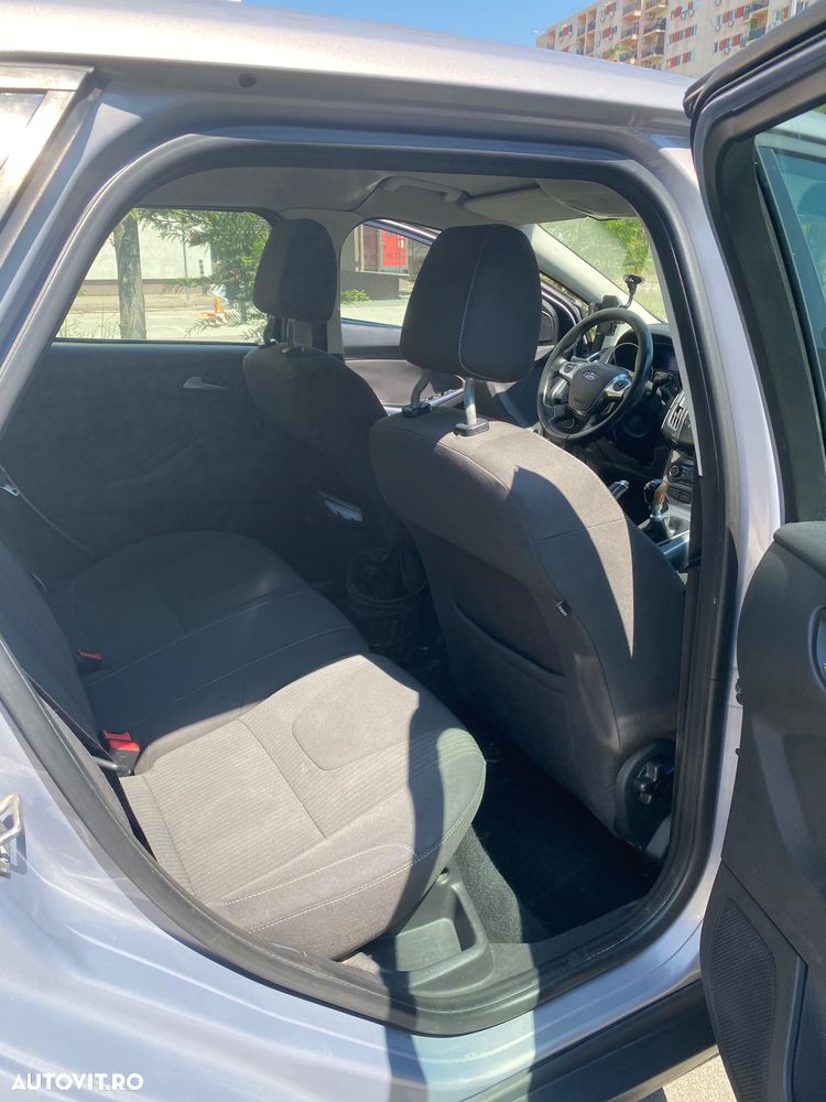Ford Focus 1.6 TDCI DPF Start-Stopp-System Titanium - 13