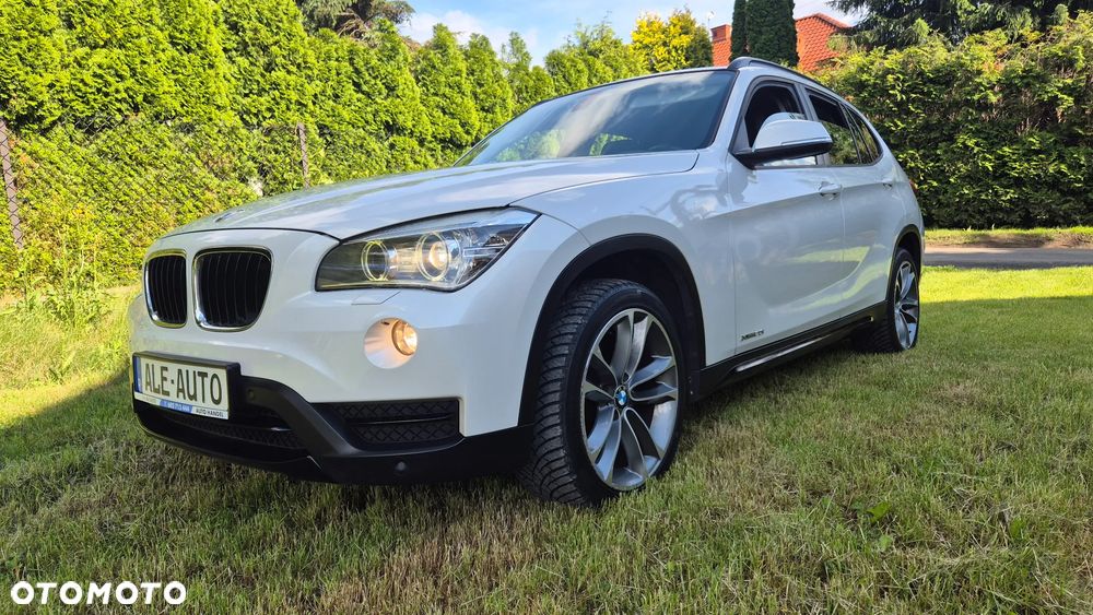 BMW X1 xDrive20i Sport Line - 34