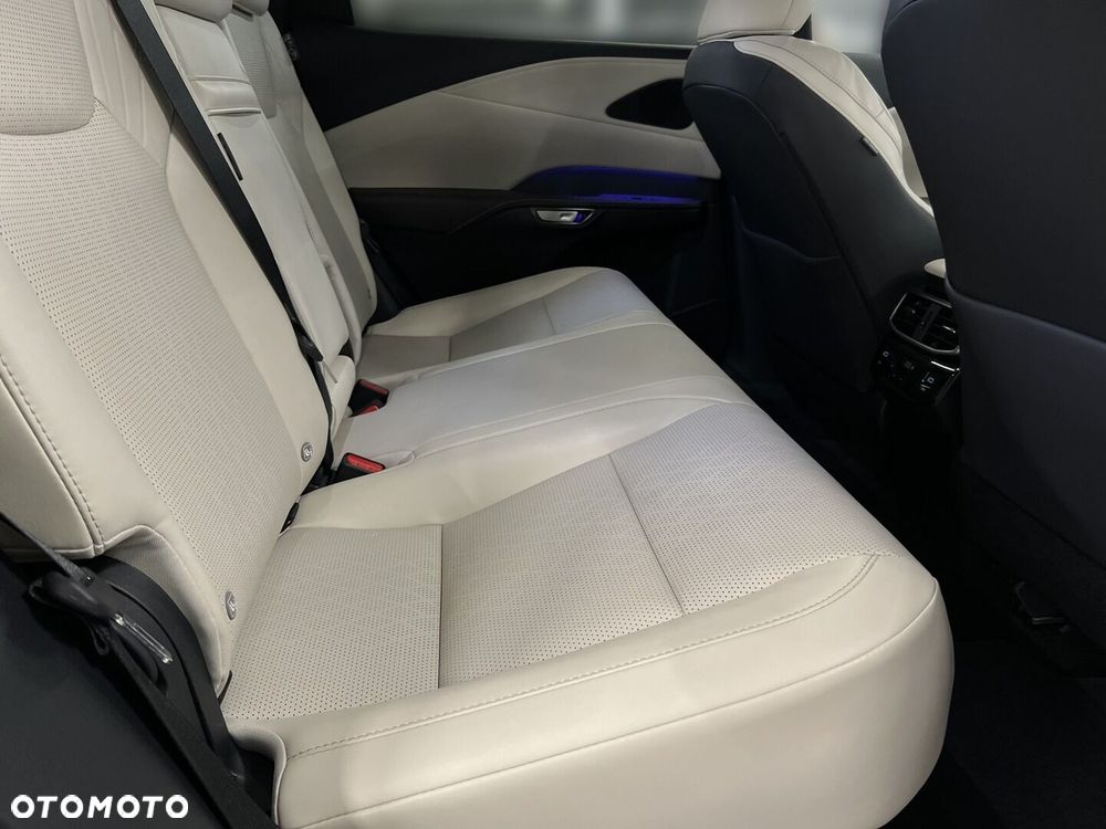 Lexus RX - 13
