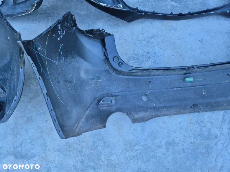 ORYGINALNY ZDERZAK PRZEDNI TYLNI  MAZDA  MAZDA 3 - 20