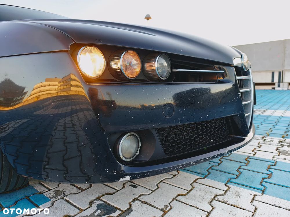 Alfa Romeo 159 1.9 JTDM 8V DPF Distinctive - 11