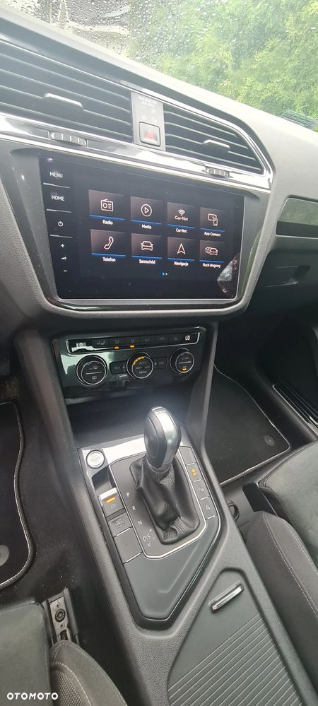 Volkswagen Tiguan - 16