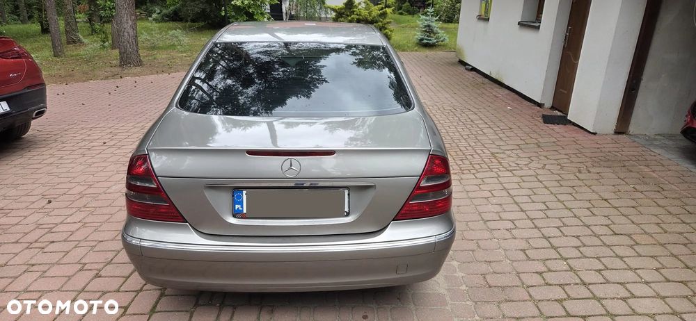 Mercedes-Benz Klasa E - 4