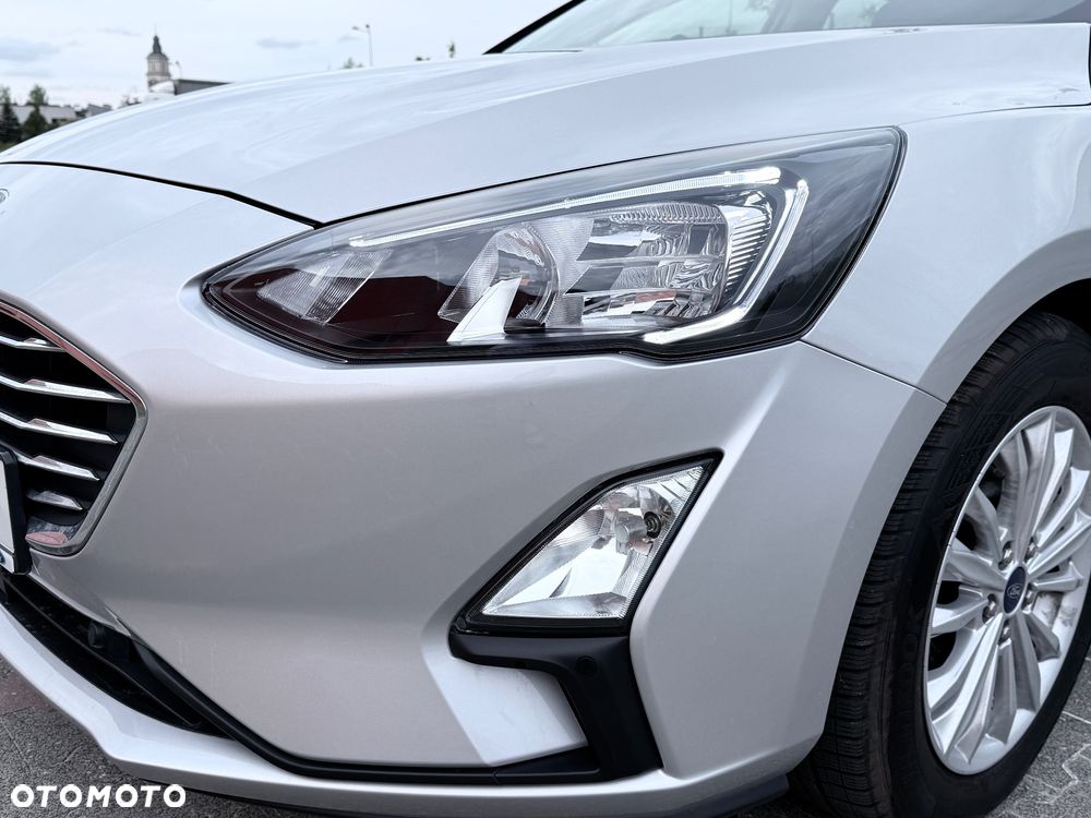 Ford Focus 2.0 EcoBlue Titanium Business - 4