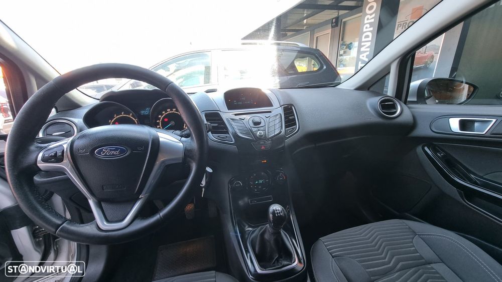 Ford Fiesta 1.0 Ti-VCT Titanium - 8