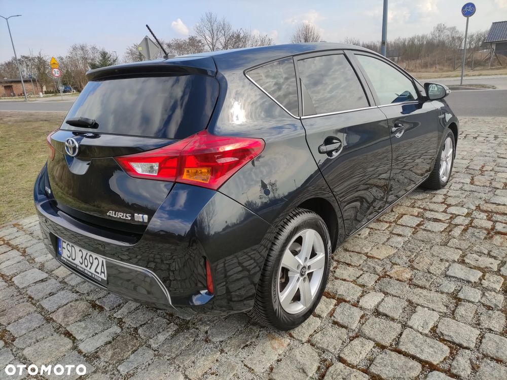 Toyota Auris - 4