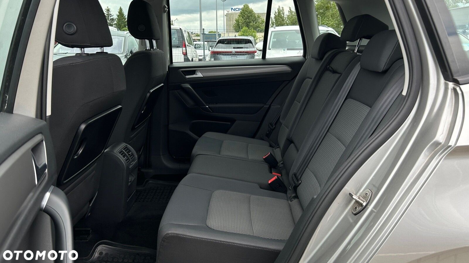 Volkswagen Golf Sportsvan VII SV 1.4 TSI BMT Comfortline - 13