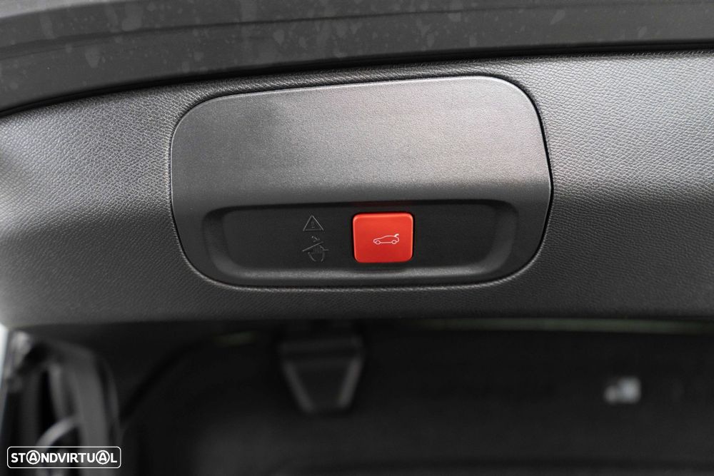 Peugeot 408 1.6 Hybrid GT e-EAT8 - 17