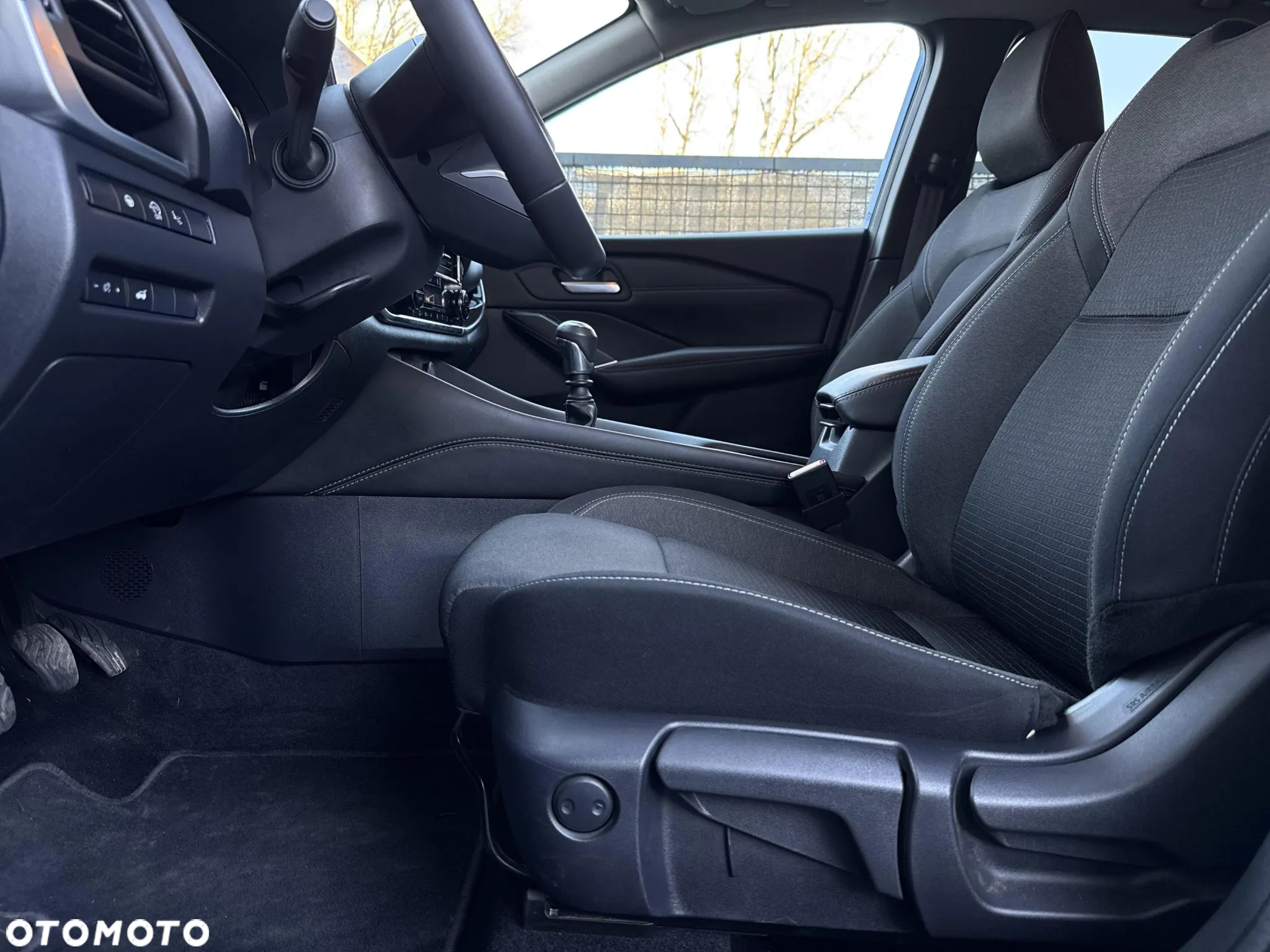 Nissan Qashqai 1.3 DIG-T mHEV N-Connecta - 19