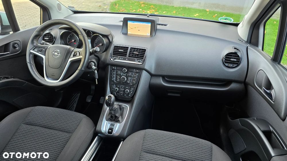 Opel Meriva - 12