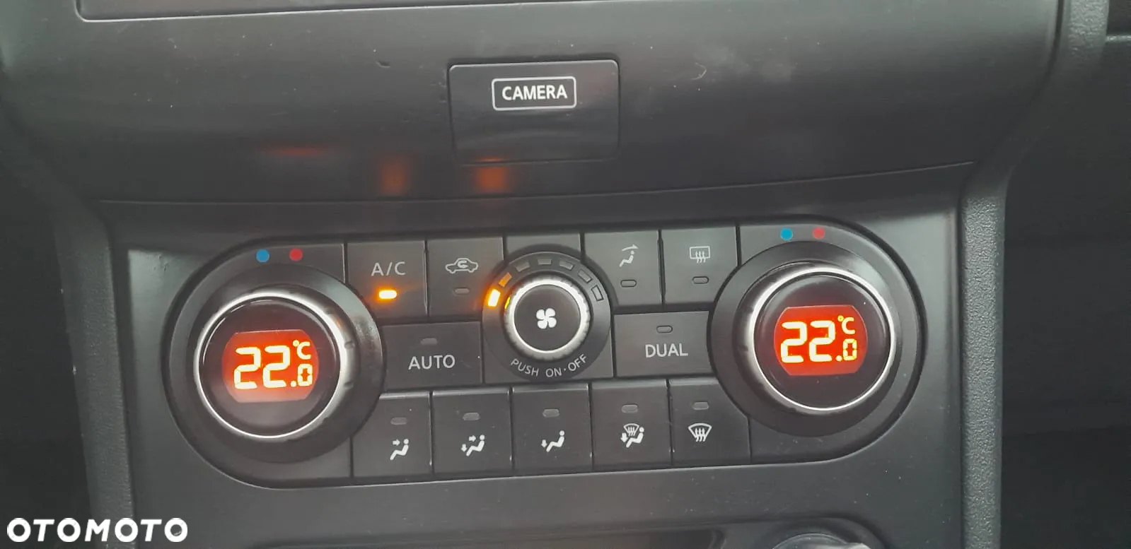 Nissan Qashqai - 25