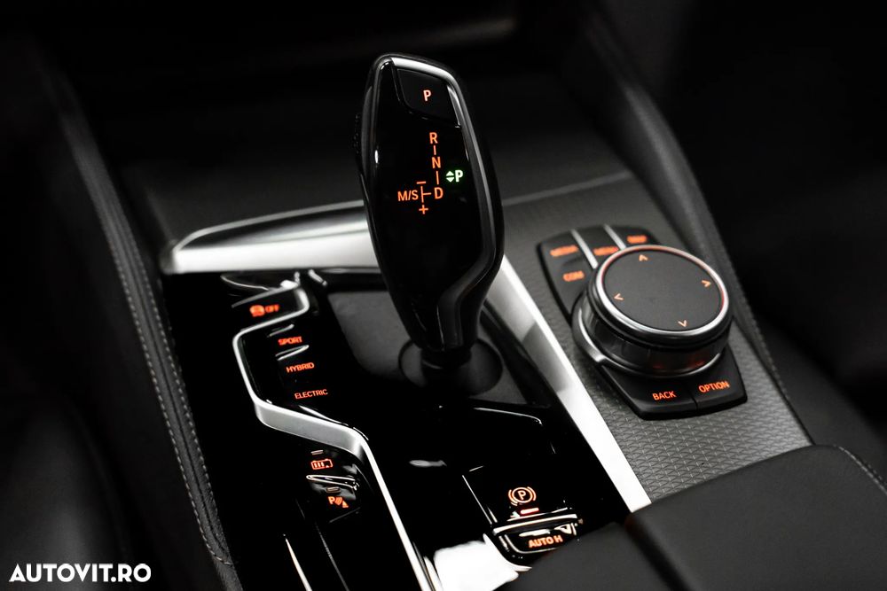 BMW Seria 5 530e xDrive Aut. - 20