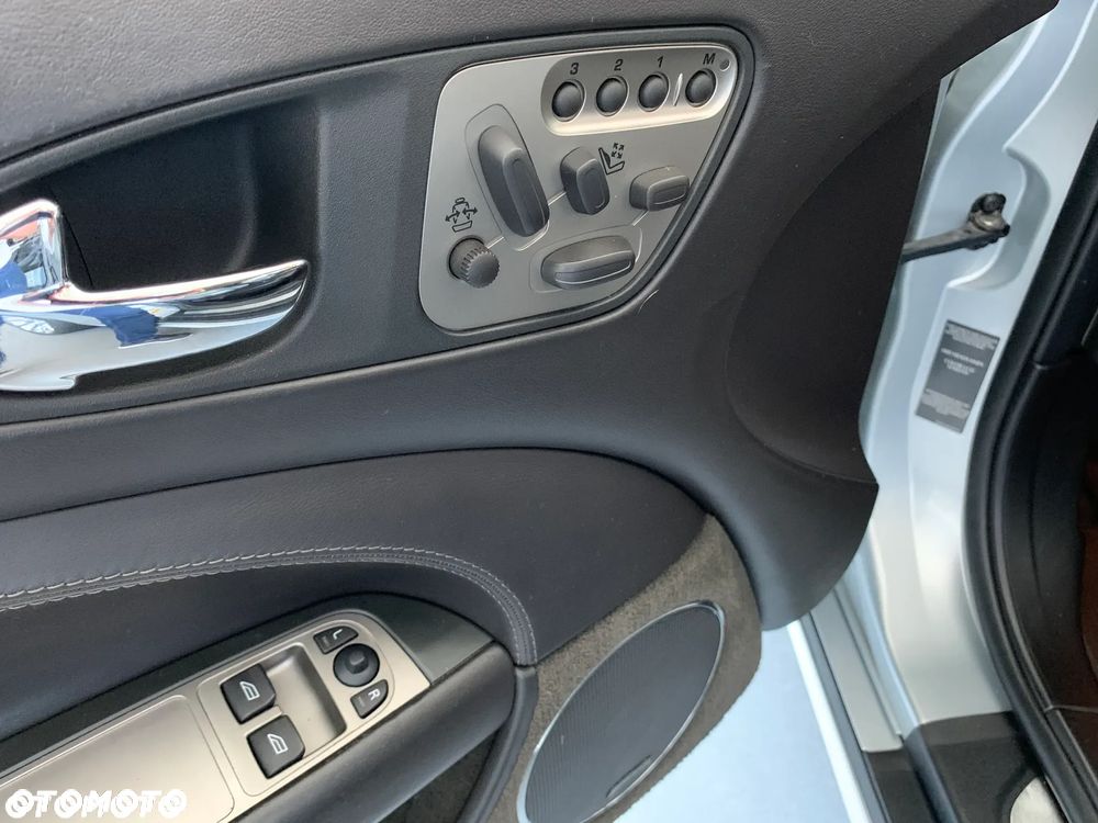 Jaguar XK 4.2 - 23