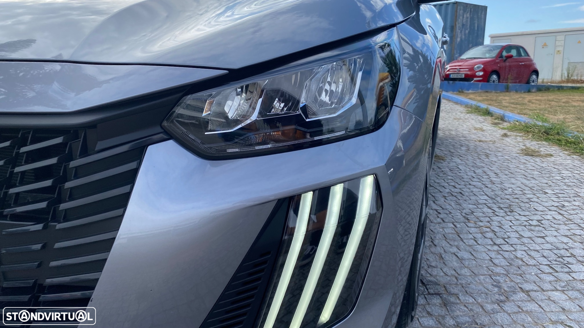 Peugeot 208 1.2 PureTech Active Pack - 17