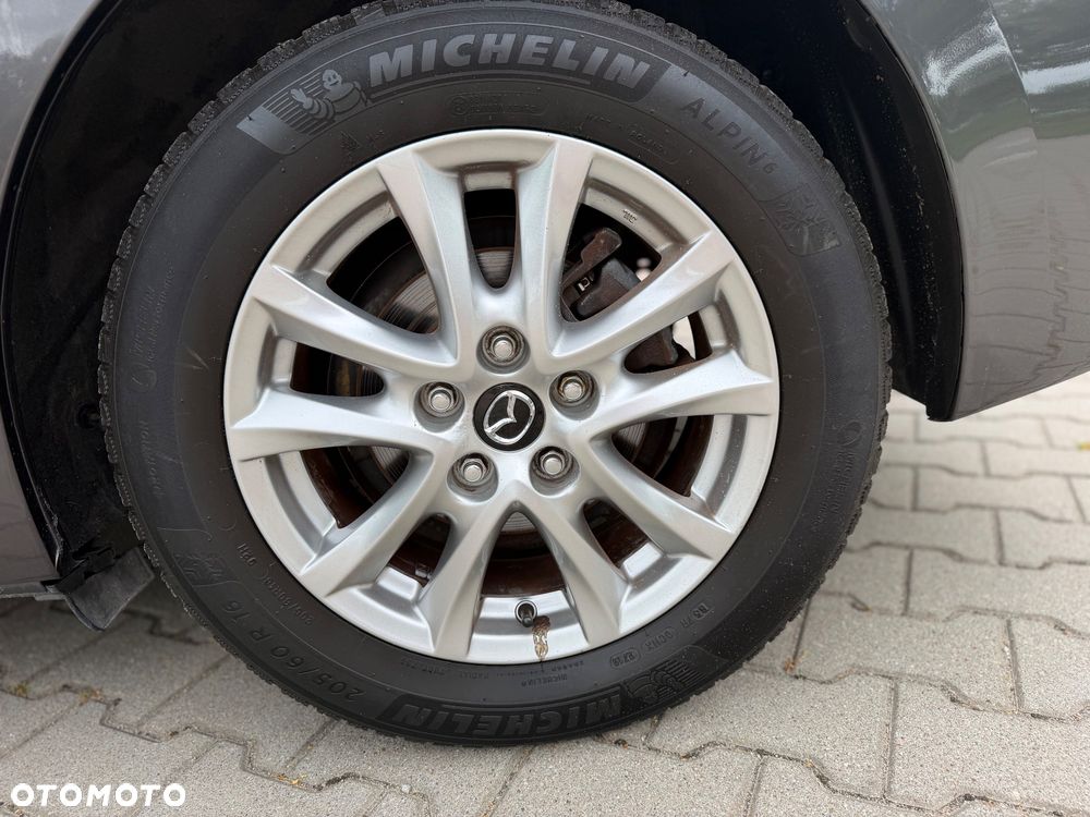Mazda 3 1.5 D Skyenergy - 39
