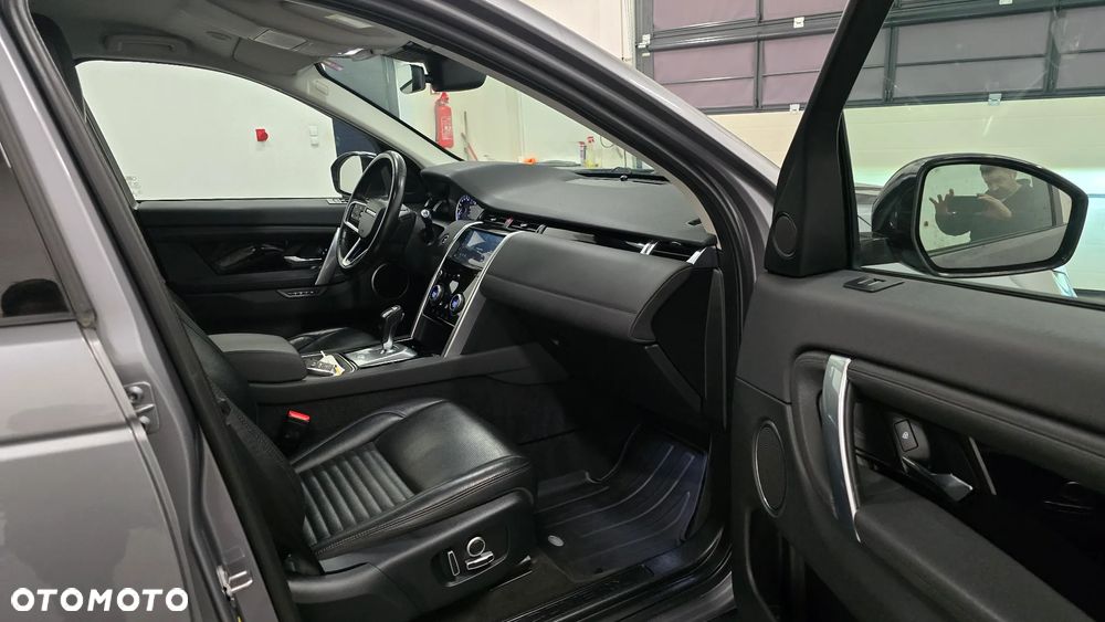 Land Rover Discovery Sport D200 Dynamic S - 14
