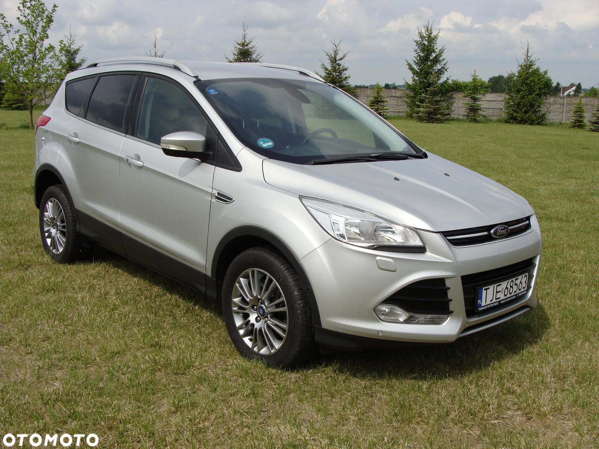Ford Kuga 2.0 TDCi 2x4 Titanium - 3
