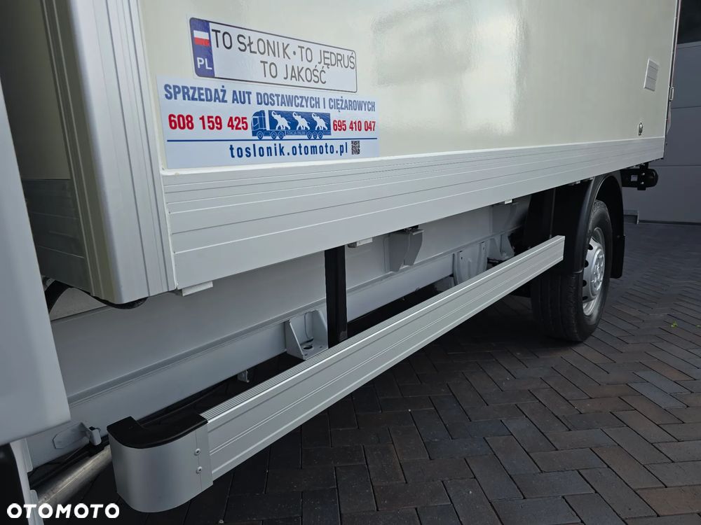 Fiat DUCATO MAXI KONTENER IZOTERMICZNY WINDA DHOLLANDIA SALON PL SILNIK 2,3 IVECO 14OKM STAN JAK NOWY ELEKTRYKA KLIMATYZACJA - 18