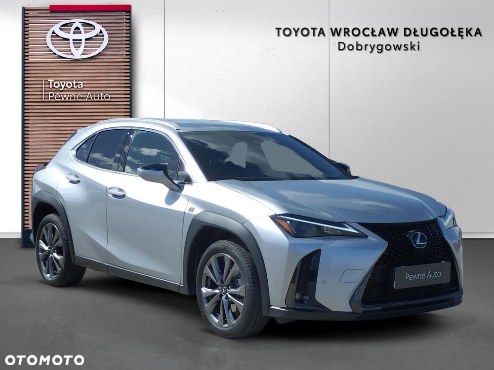 Lexus UX 300h F Sport Design, 2025