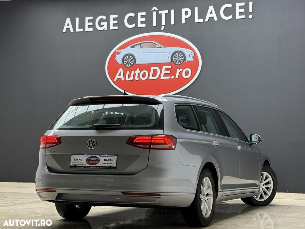 Volkswagen Passat - 4