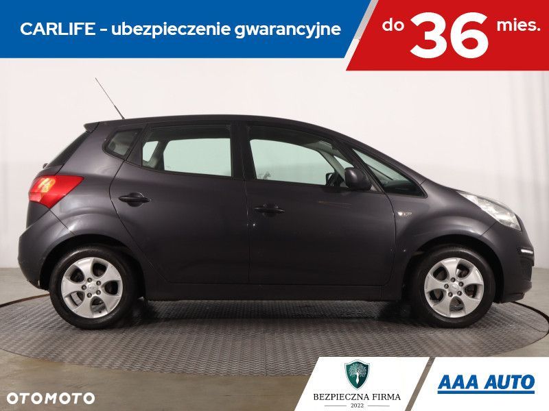 Kia Venga - 8