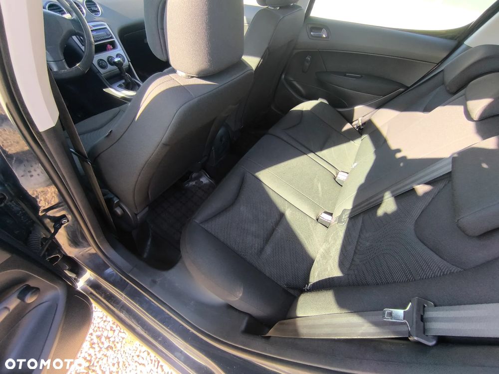 Peugeot 308 1.6 Trendy - 12