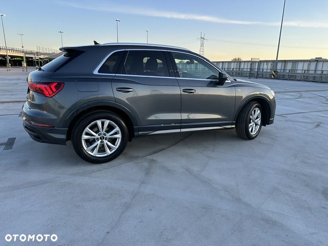 Audi Q3 35 TFSI mHEV S-Line S tronic - 17