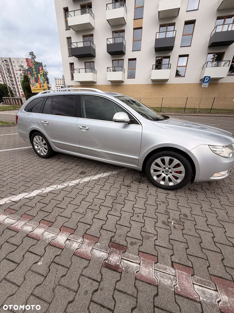 Skoda Superb 2.0 TDI Active DSG - 4