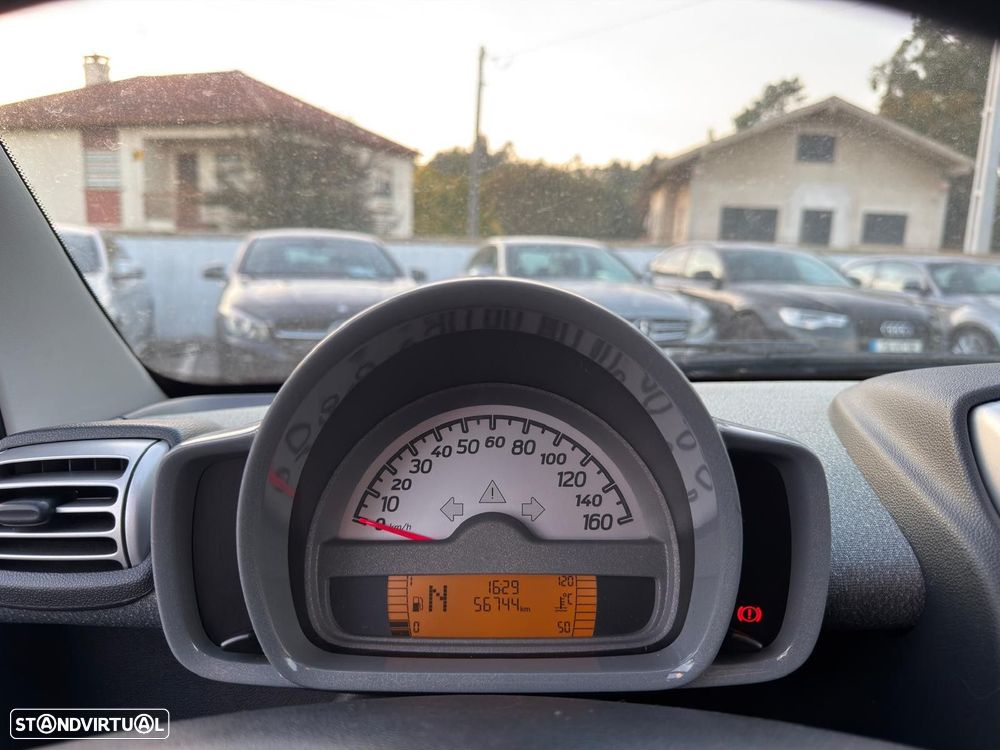 Smart ForTwo Coupé 1.0 mhd Pure 61 - 17