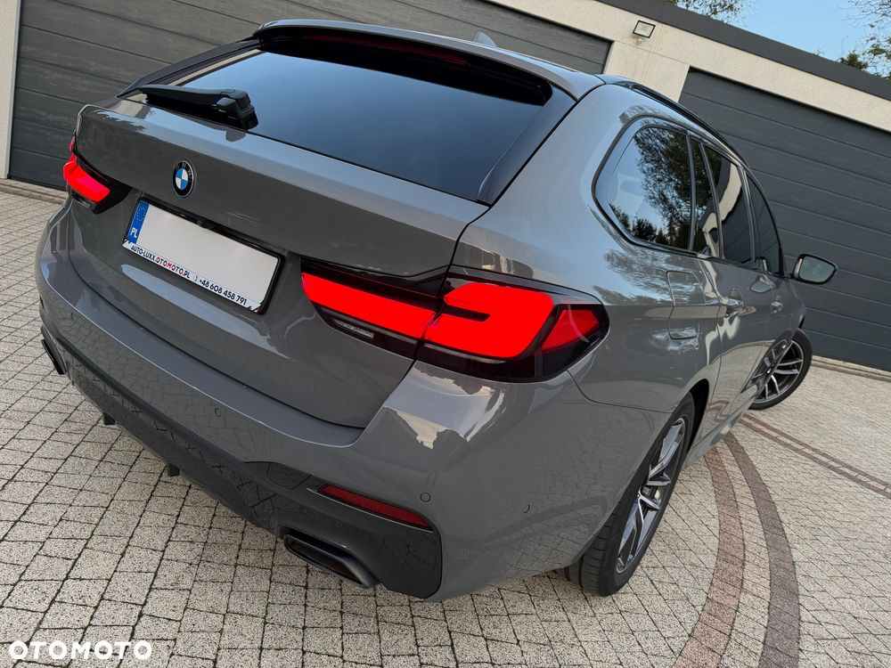 BMW Seria 5 520d M Sport - 16
