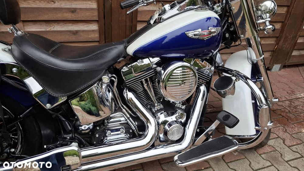 Harley-Davidson Softail Deluxe - 11