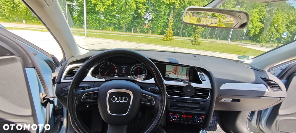 Audi A4 Avant 2.0 TDI DPF quattro Ambiente - 20