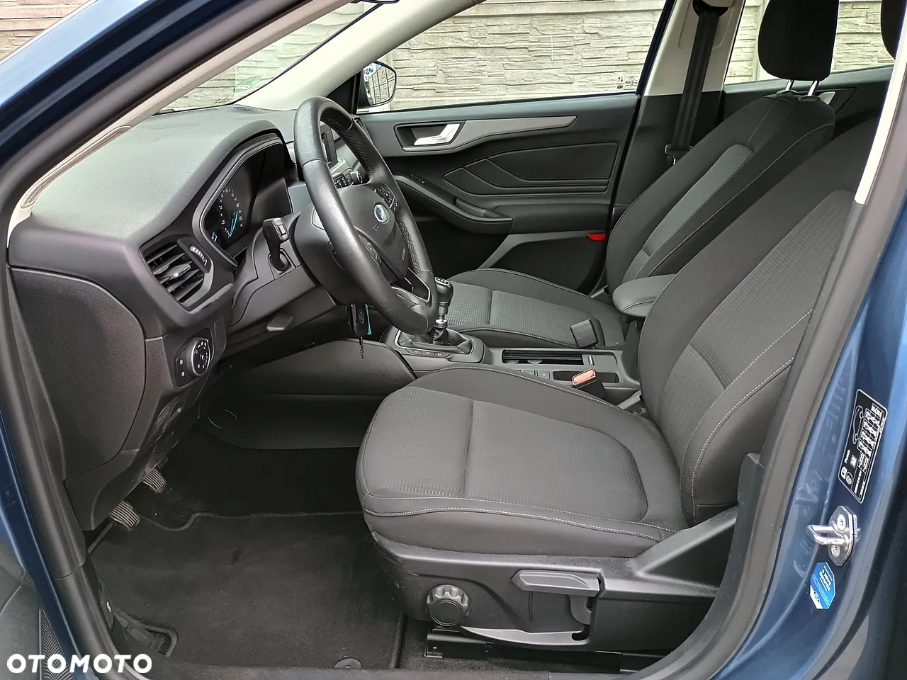 Ford Focus 1.0 EcoBoost Hybrid ACTIVE DESIGN - 6
