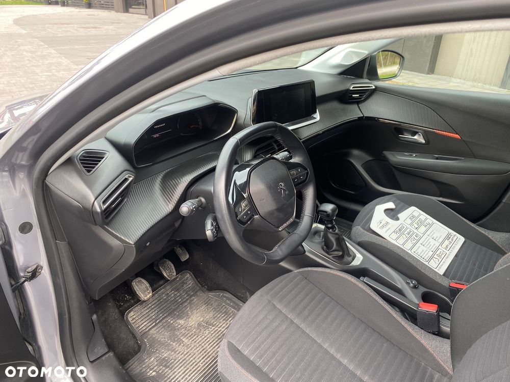 Peugeot 208 1.2 PureTech Active Pack S&S - 9