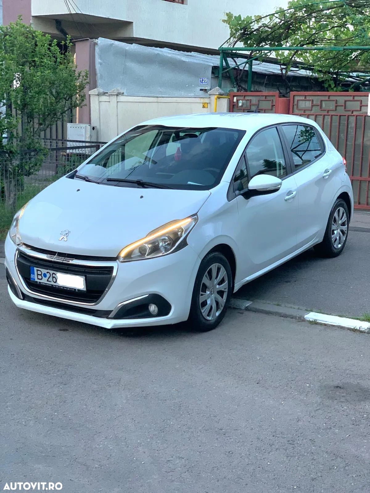 Peugeot 208 1.6 BlueHDi FAP Active - 1