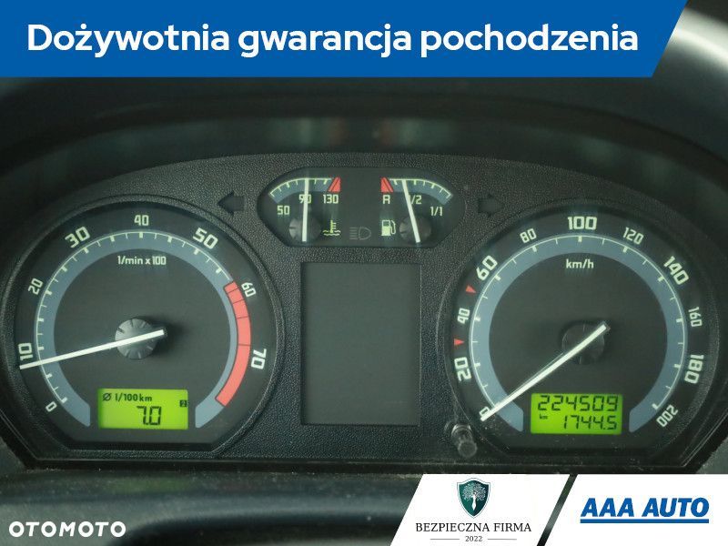 Skoda Fabia - 10
