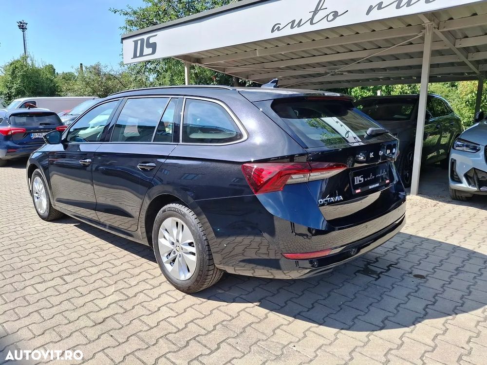 Skoda Octavia 2.0 TDI DSG Ambition - 4