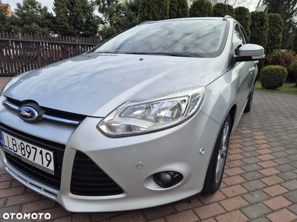 Ford Focus 1.6 TDCi DPF Champions Edition - 6