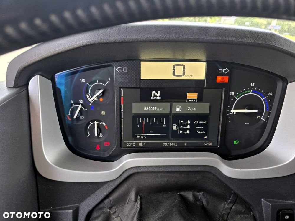 Renault GAMA T480 - 26