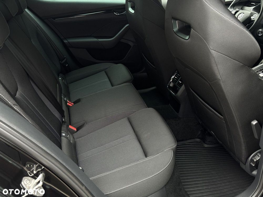 Skoda Octavia 1.5 TSI e-Tec Sportline DSG - 10