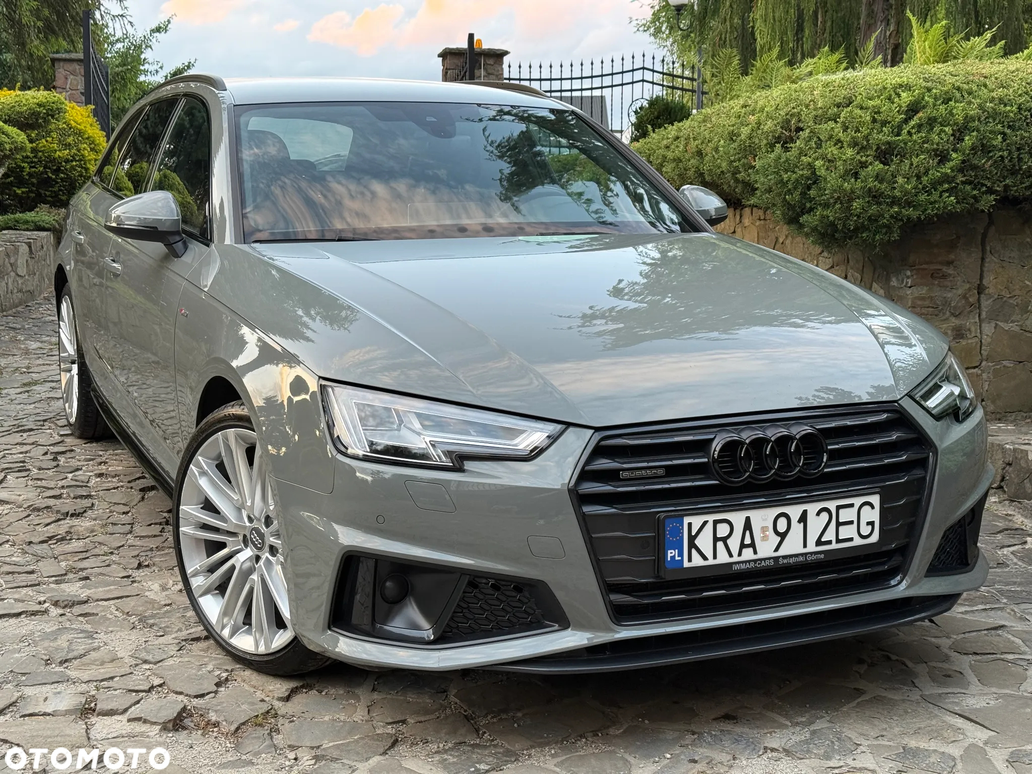 Audi A4 Avant 40 TDI quattro S tronic S line - 4