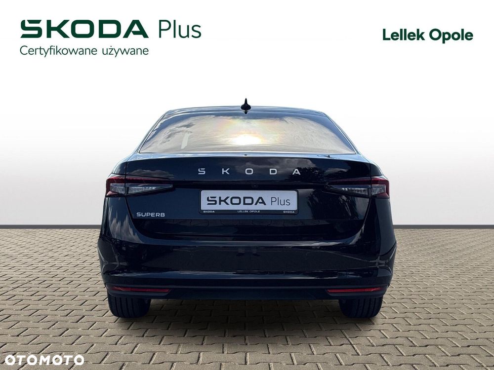 Skoda Superb 2.0 TDI SCR Selection DSG - 4