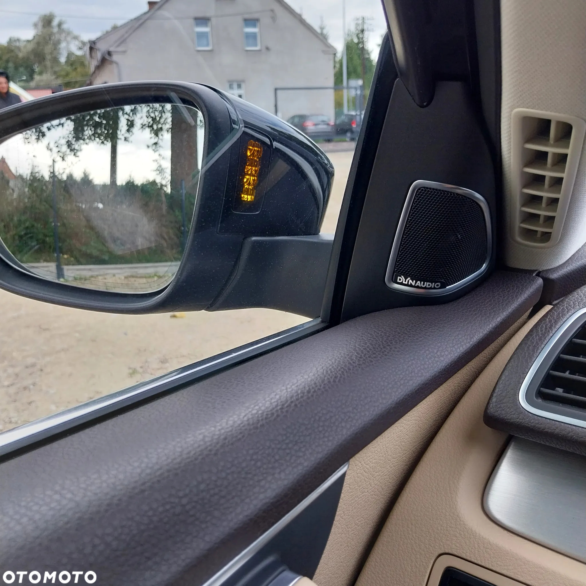 Volkswagen Passat Variant 2.0 TDI 4Motion DSG BlueMotion Tech Highline - 10