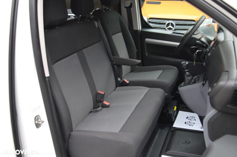 Renault Trafic - 12