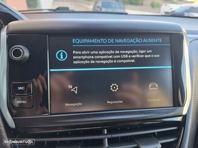 Peugeot 208 1.2 PureTech Signature - 17