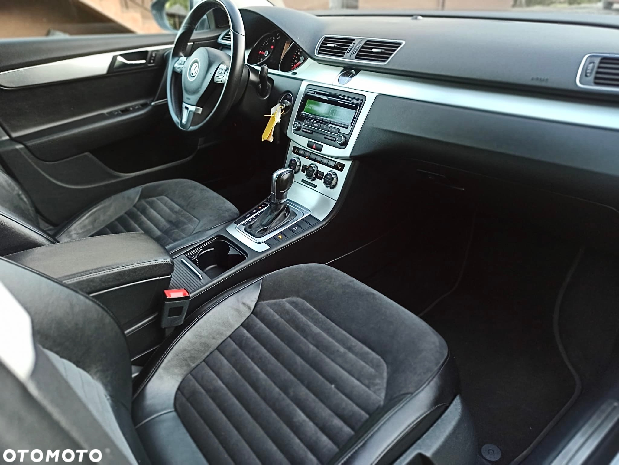 Volkswagen Passat 2.0 Blue TDI DSG SCR Comfortline - 12