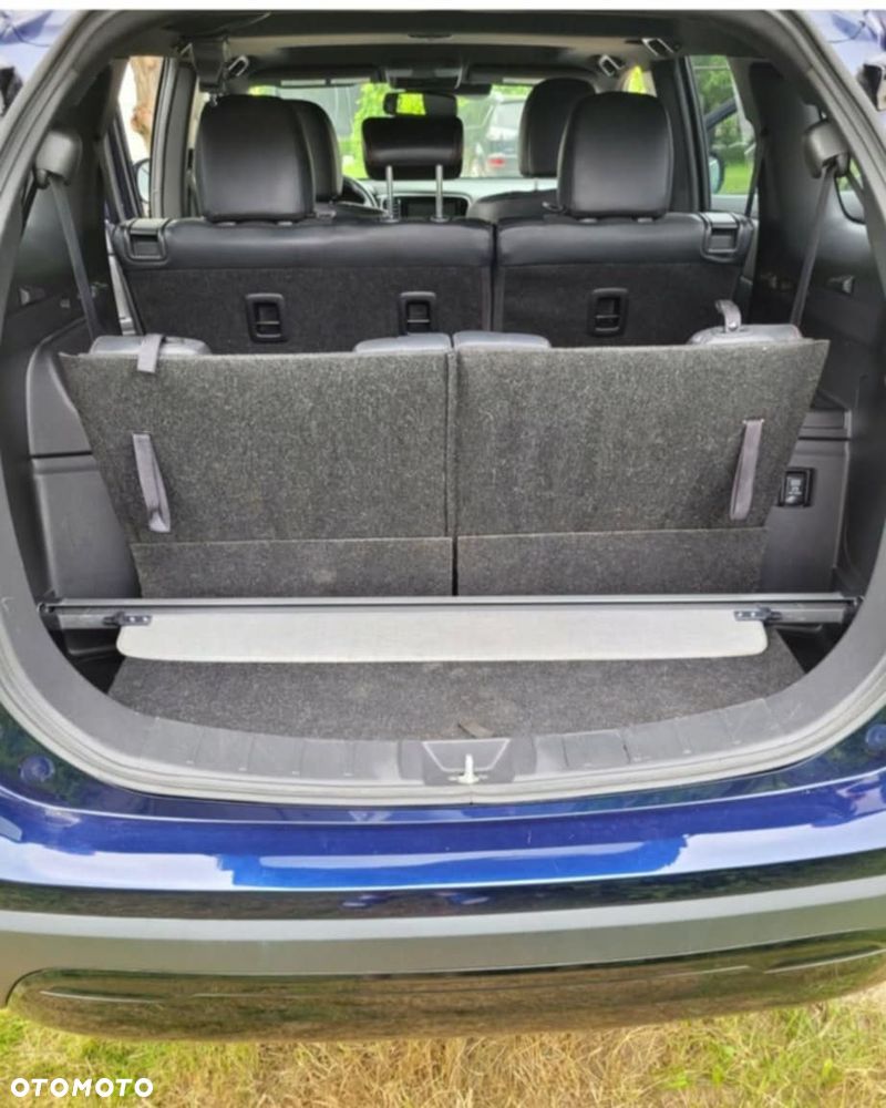 Mitsubishi Outlander - 8