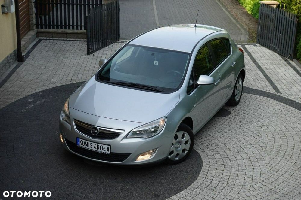 Opel Astra - 18