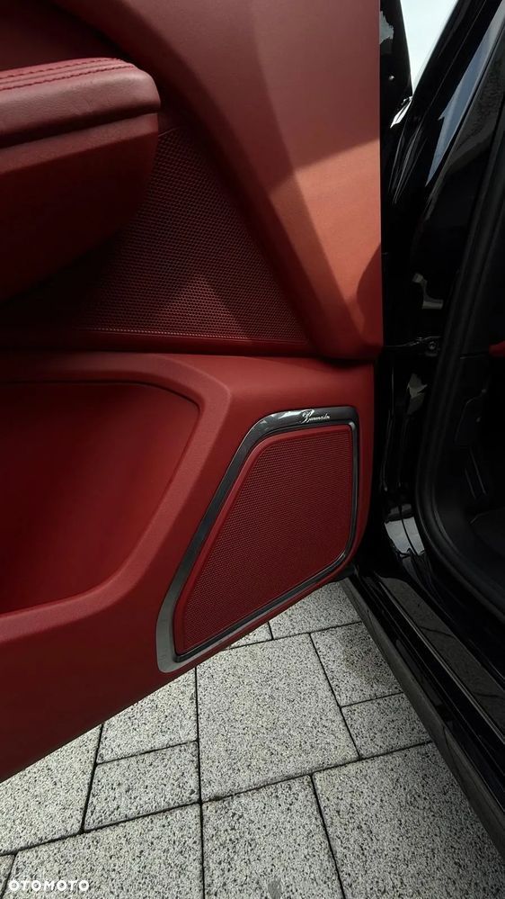 Porsche Macan Turbo PDK - 12